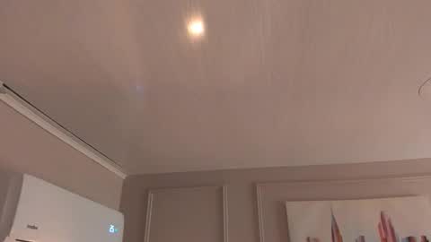 Mia online show from 03.22.26