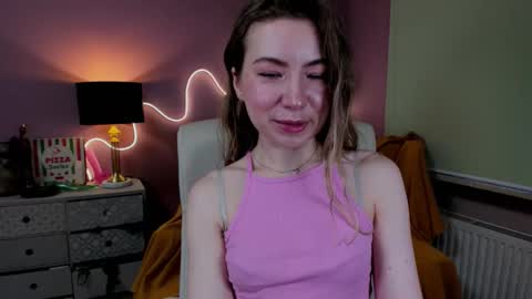 Mia online show from 12.04.25