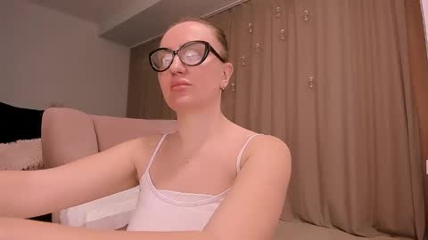 Snapshot of mia_maya chatting on 02.27.25 Alicia online show from 02.27.25