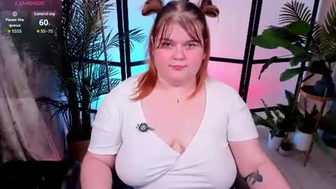 Snapshot of mia_of_your_dreams chatting on 07.02.26 Sweet Mia online show from 07.02.26