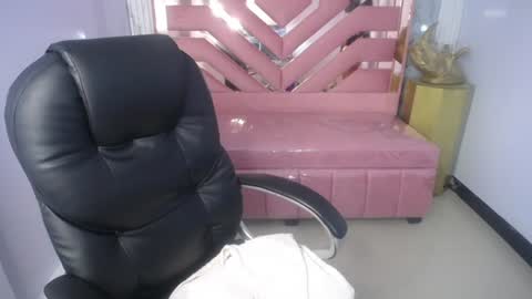 Snapshot of mia_pink_ch chatting on 07.02.26 Mia online show from 07.02.26