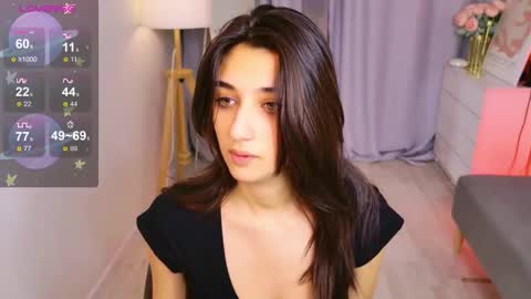 Snapshot of mia_purr chatting on 03.17.26 Mia online show from 03.17.26