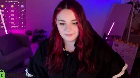 Snapshot of mia_r0ss chatting on 05.18.26 Mia online show from 05.18.26