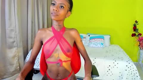 Snapshot of mia_rissi chatting on 11.08.25 Mia online show from 11.08.25