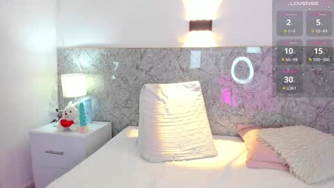 Mia online show from 01.16.25