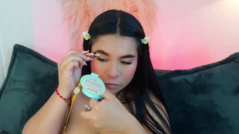 Mia online show from 04.18.26