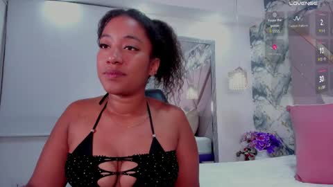 Mia online show from 05.21.26