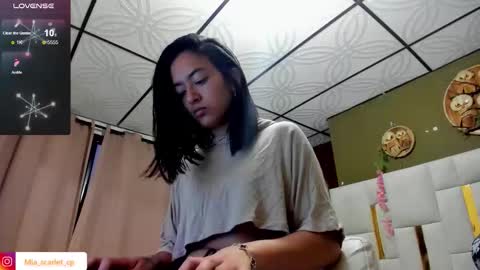 Snapshot of mia_scarlet69 chatting on 03.18.26 MIA HOT online show from 03.18.26