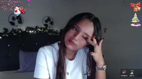 Snapshot of mia_sweetdc chatting on 12.30.24 mia_sweetdc online show from 12.30.24