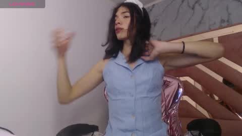 Snapshot of mia_swift_ch chatting on 09.21.25 mia_swift_ch online show from 09.21.25