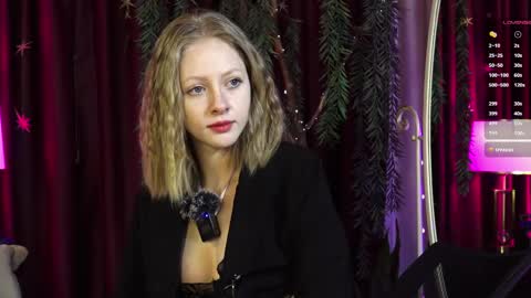 Mia online show from 03.01.25