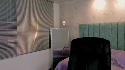 Snapshot of mia_velmont chatting on 07.02.26 Miaaa online show from 07.02.26