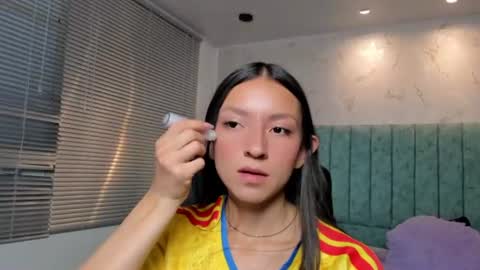 Snapshot of mia_velmont chatting on 07.08.26 Miaaa online show from 07.08.26