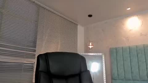 Snapshot of mia_velmont chatting on 07.09.26 Miaaa online show from 07.09.26