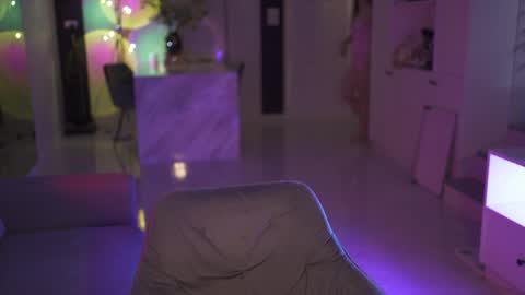 VixenMia online show from 03.29.26