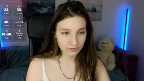 Snapshot of mia_weawer chatting on 01.16.26 Mia online show from 01.16.26