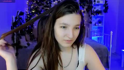 Snapshot of mia_weawer chatting on 02.11.26 Mia online show from 02.11.26