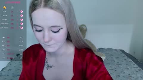 mia_wellis online show from 11.13.25