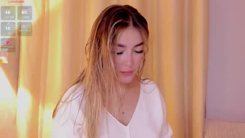 Snapshot of mia_white11 chatting on 02.19.26 Mia White online show from 02.19.26