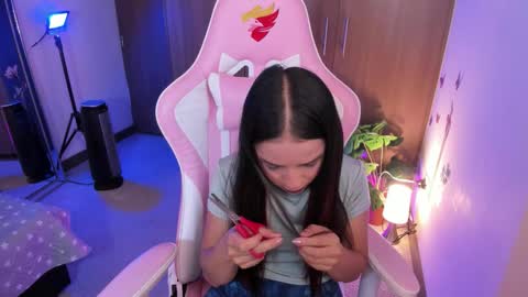 mia  nicolle online show from 01.16.26