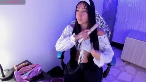       online show from 10.03.25