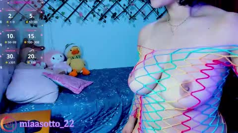 Maria Fernanda online show from 02.25.25