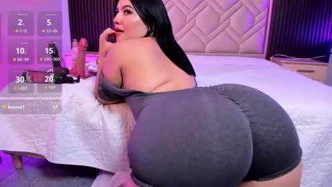 Miaa Farrel online show from 09.14.25