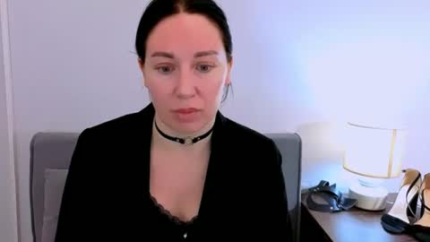 Mia online show from 03.02.26