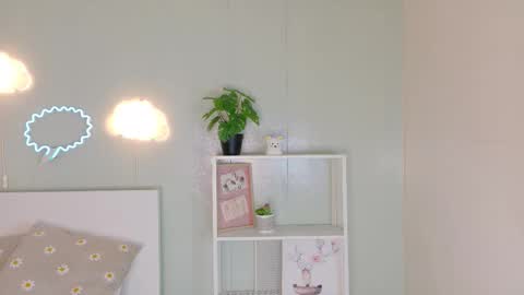 miaanderson__ online show from 02.05.26