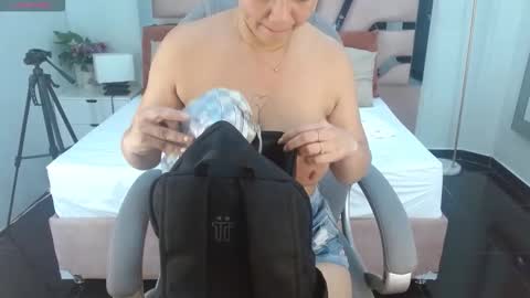 Mia Rodriguez online show from 03.16.26