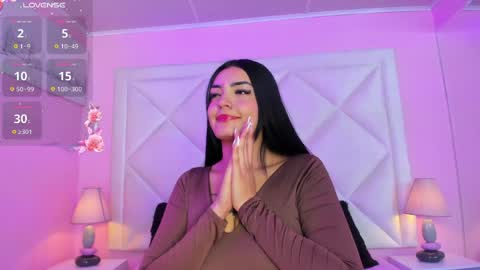 Alexandra online show from 04.20.26