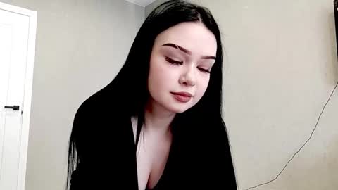 Snapshot of miaaster chatting on 02.28.26 Mia online show from 02.28.26