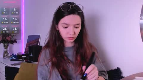 mia online show from 12.23.25