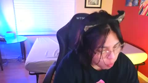 Mia online show from 12.18.24