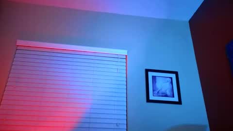 Mia online show from 12.29.24