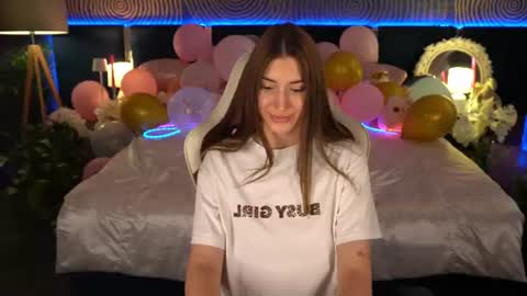 Mia online show from 07.03.26