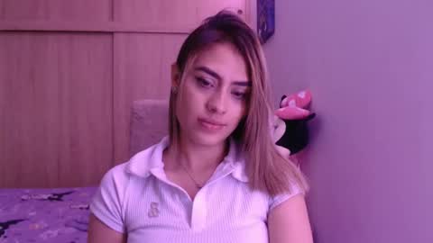 Miia  online show from 12.13.25