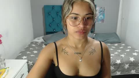 miacumgirl online show from 03.30.26