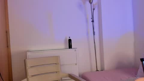 IG Yojanagomez  online show from 05.27.26