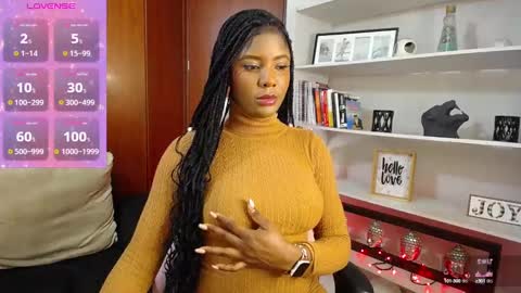 Snapshot of miaderail chatting on 12.17.24 Sofi online show from 12.17.24