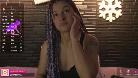 Snapshot of miadimota chatting on 12.05.24 Mia online show from 12.05.24