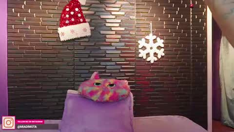 Snapshot of miadimota chatting on 12.07.24 Mia online show from 12.07.24