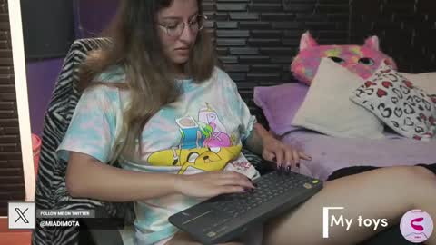 Snapshot of miadimota chatting on 02.23.25 Mia online show from 02.23.25