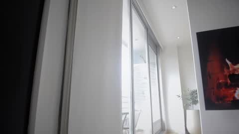 Mia online show from 02.13.25