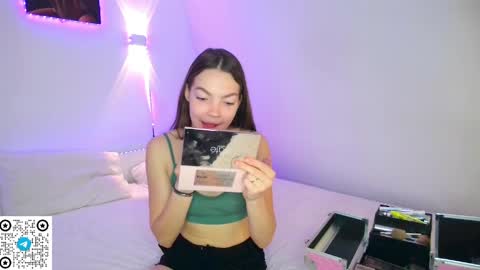 Mia online show from 05.19.26
