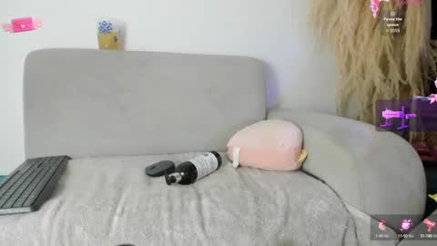 Miafisher online show from 09.23.25