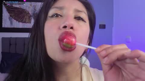 Snapshot of miafix chatting on 09.11.25 Mia Carter Schedule 800 - 1430 gtm-5 online show from 09.11.25