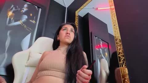 Mia Carter  Schedule 800 - 1430 gtm-5 online show from 12.22.25