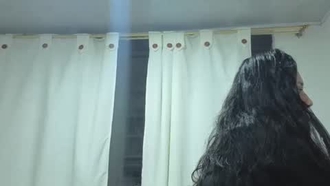 Mia Carter  Schedule 800 - 1430 gtm-5 online show from 02.01.26