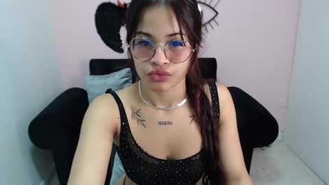 Snapshot of miafuckpussyhard chatting on 10.22.25 miafuckpussyhard online show from 10.22.25